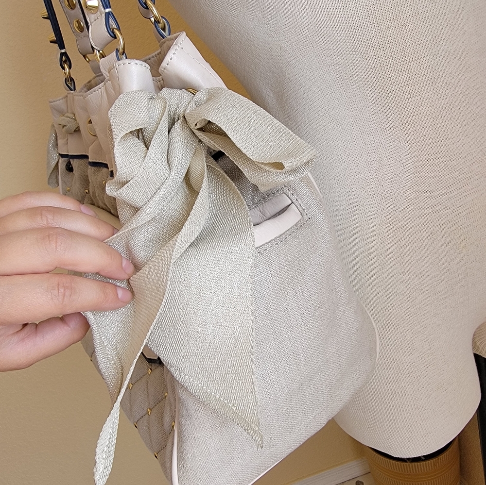 Juicy Couture Canvas Studded Daydreamer Bag Cream and Gold - Picture 3 of 7